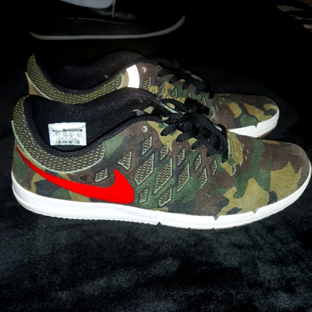 Nike SB "Rose City"